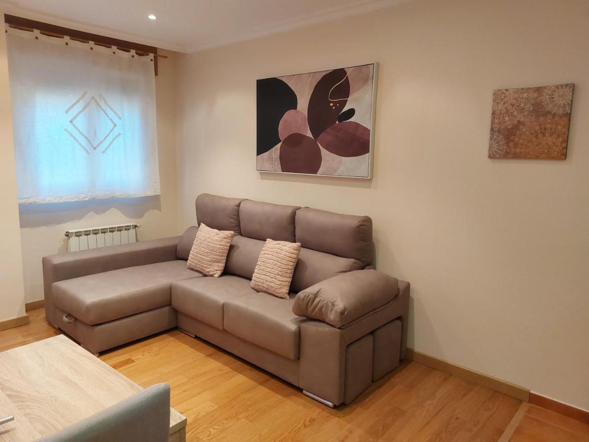 סנטיאגו דה קומפוסטלה Apartamento Vieiro Con Plaza Garaje Gratis מראה חיצוני תמונה